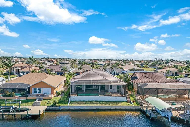 Immobilienangebot - Cape Coral - Alle - Gepflegtes Einfamilienhaus in begehrter Wohnlage von Cape Coral!