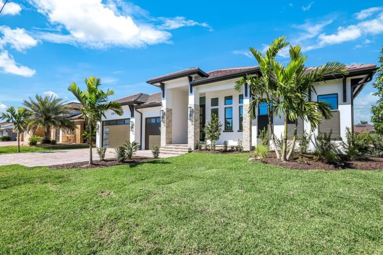 Immobilienangebot - Cape Coral - Alle - Gepflegtes Einfamilienhaus in begehrter Wohnlage von Cape Coral!