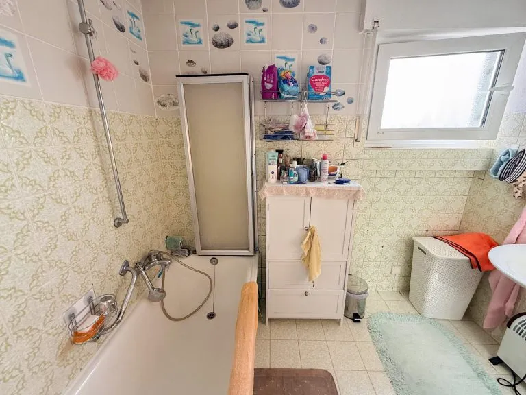 Immobilienangebot - Bad Hönningen - Alle - Charmante 3-Zimmer Eigentumswohnung mit 2 Balkonen in guter Wohnlage von Bad Hönningen!