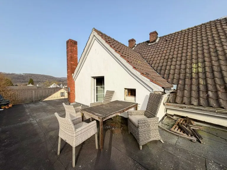 Immobilienangebot - Pracht / Niederhausen - Alle - Mehrfamilienhaus mit großem Grundstück, ehemaligem Gewerbeteil und vielfältigem Entwicklungspotenzial!
