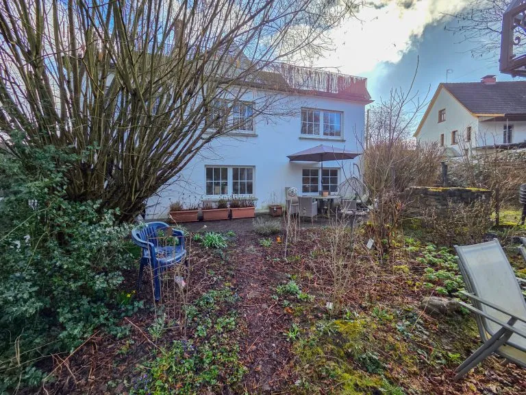 Immobilienangebot - Pracht / Niederhausen - Alle - Mehrfamilienhaus mit großem Grundstück, ehemaligem Gewerbeteil und vielfältigem Entwicklungspotenzial!
