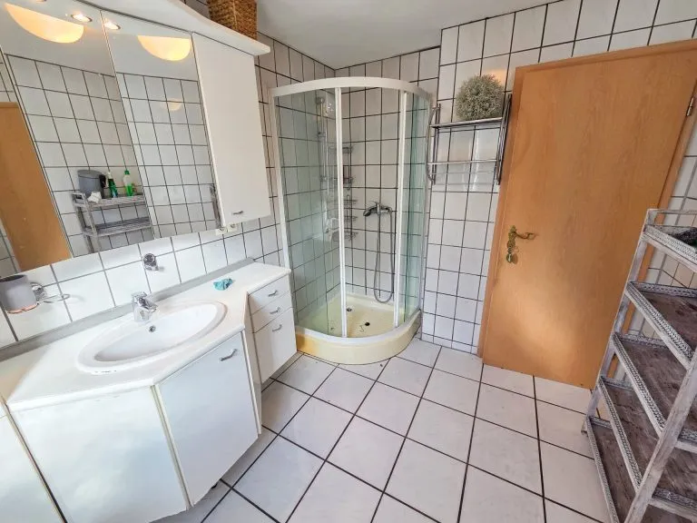 Immobilienangebot - Pracht / Niederhausen - Alle - Mehrfamilienhaus mit großem Grundstück, ehemaligem Gewerbeteil und vielfältigem Entwicklungspotenzial!