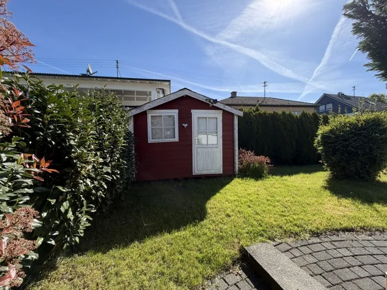 Immobilienangebot - Wissen VG - Alle - Gepflegtes Einfamilienhaus mit Garten in guter Lage, zwischen Wissen & Betzdorf!