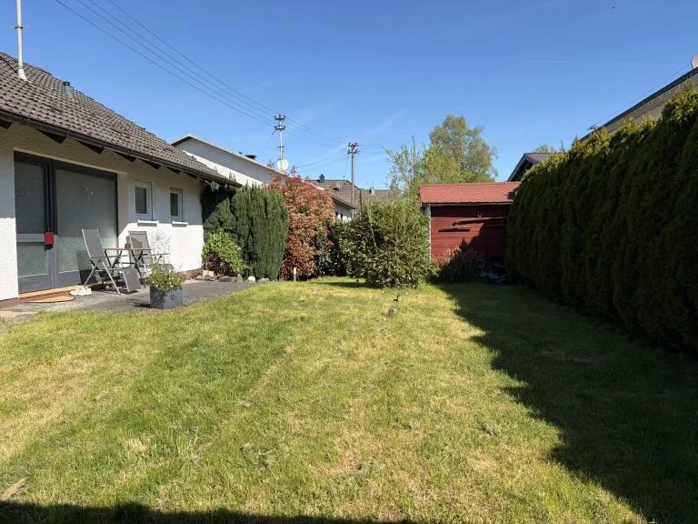 Immobilienangebot - Wissen VG - Alle - Gepflegtes Einfamilienhaus mit Garten in guter Lage, zwischen Wissen & Betzdorf!