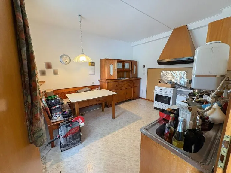 Immobilienangebot - Waldbröl - Alle - Gepflegtes Zweifamilienhaus mit vermieteter Wohneinheit und Entwicklungsmöglichkeit nahe Waldbröl!