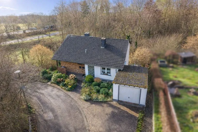 Immobilienangebot - Hachenburg - Alle - **RESERVIERT** Exklusiv in Hachenburg! Zweifamilienhaus in fußläufiger Zentrumsnähe!