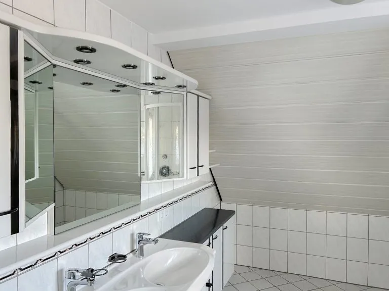 Immobilienangebot - Wahlrod - Alle - Attraktive Bürofläche in charmanten Zweifamilienhaus im Westerwald!