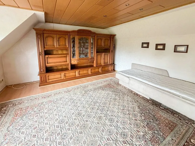 Immobilienangebot - Rennerod VG - Alle - Gemütliches Zuhause mit Einliegerwohnung, Sauna & großem Garten für Ihre Ideen!