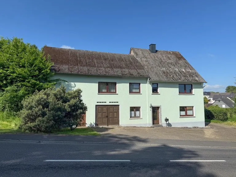 Immobilienangebot - Höchstenbach - Alle - ***Reduziert***Ein-/Zweigenerationenhaus mit Nebenräumen auf idyllischem Grundstück nahe Hachenburg!