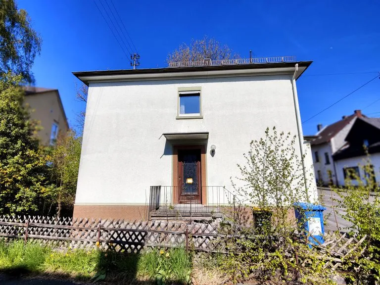 Immobilienangebot - Altenkirchen - Alle - Ein-/Zweifamilienhaus für den Handwerker in zentrumsnaher Lage von Altenkirchen!