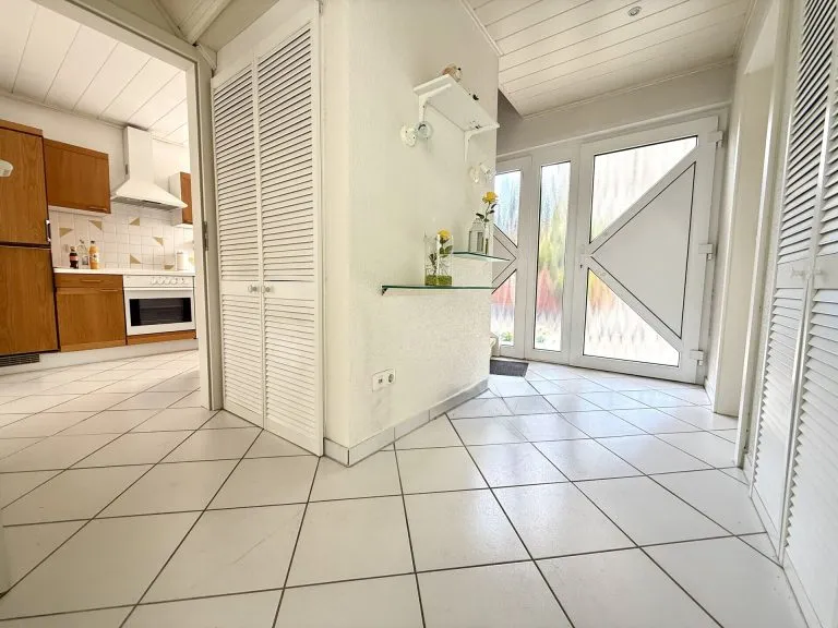 Immobilienangebot - Betzdorf ST - Alle - Familienfreundliches Einfamilienhaus in ruhiger Wohnlage mit schön angelegten Garten!