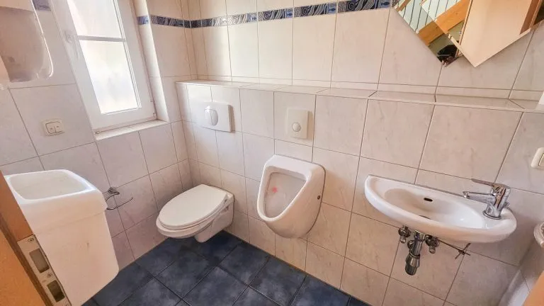 Immobilienangebot - Betzdorf - Alle - Viel Platz in zentraler Lage - gepflegtes Einfamilienhaus mit Garten!