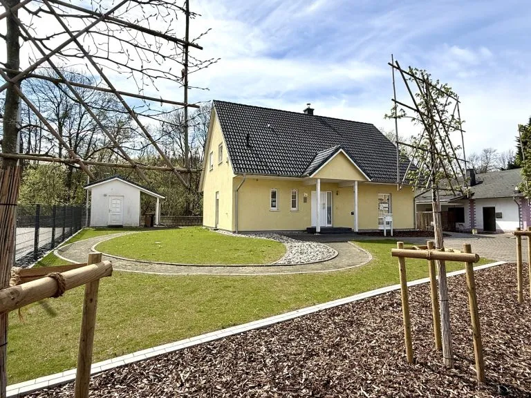 Immobilienangebot - Betzdorf - Alle - Viel Platz in zentraler Lage - gepflegtes Einfamilienhaus mit Garten!