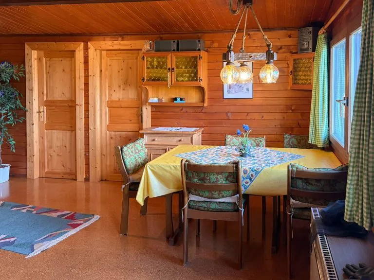 Immobilienangebot - Roth - Alle - ***RESERVIERT***
Großzügiges Grundstück mit Ferienhaus in Ortsrandlage - nähe Hamm!