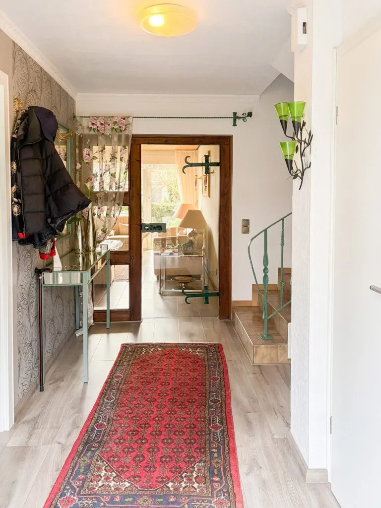 Immobilienangebot - Etzbach - Alle - Gepflegtes Einfamilienhaus mit Einliegerwohnung (vermietet) und tollem Garten - nahe Hamm/Sieg!