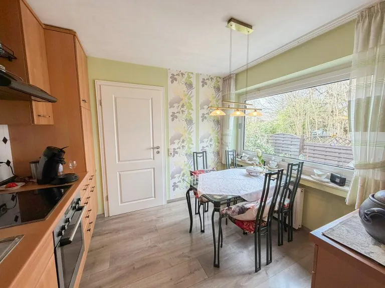 Immobilienangebot - Etzbach - Alle - Gepflegtes Einfamilienhaus mit Einliegerwohnung (vermietet) und tollem Garten - nahe Hamm/Sieg!