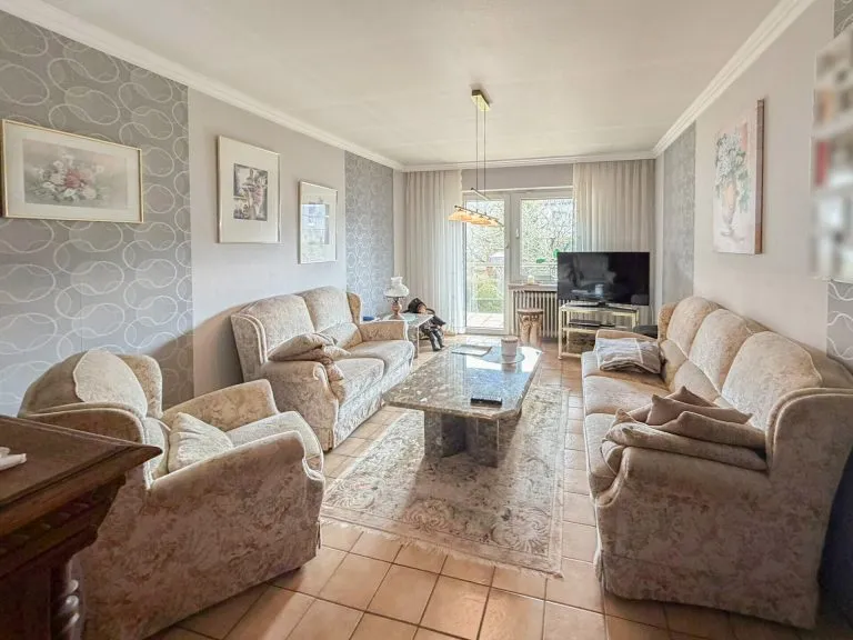 Immobilienangebot - Etzbach - Alle - Gepflegtes Einfamilienhaus mit Einliegerwohnung (vermietet) und tollem Garten - nahe Hamm/Sieg!
