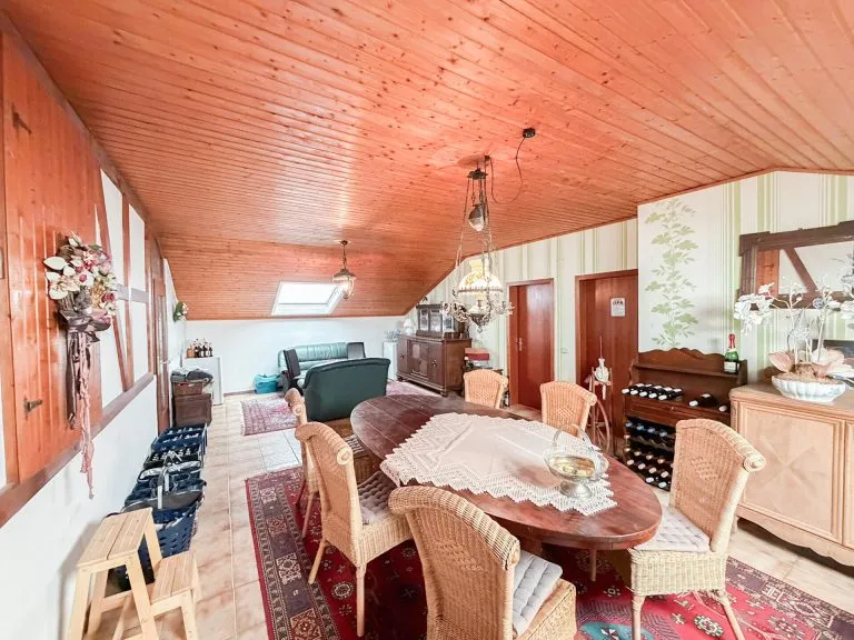 Immobilienangebot - Etzbach - Alle - Gepflegtes Einfamilienhaus mit Einliegerwohnung (vermietet) und tollem Garten - nahe Hamm/Sieg!