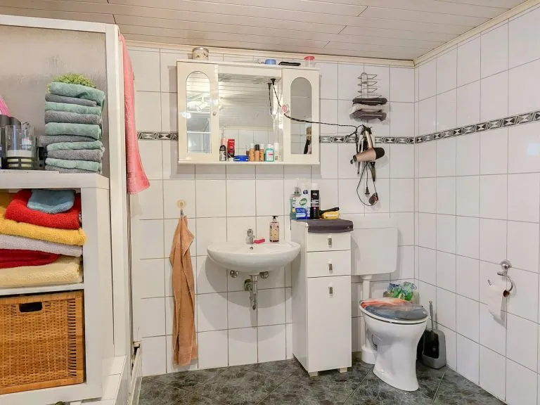 Immobilienangebot - Etzbach - Alle - Gepflegtes Einfamilienhaus mit Einliegerwohnung (vermietet) und tollem Garten - nahe Hamm/Sieg!