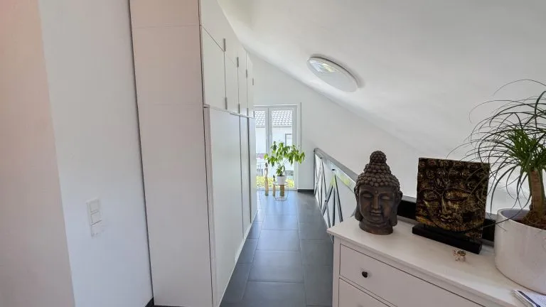 Immobilienangebot - Niedererbach - Alle - Exklusives Wohnhaus mit Einliegerwohnung und großem Garten in traumhafter Lage vor Limburg!