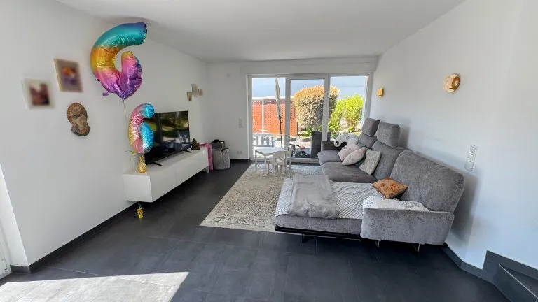 Immobilienangebot - Niedererbach - Alle - Exklusives Wohnhaus mit Einliegerwohnung und großem Garten in traumhafter Lage vor Limburg!