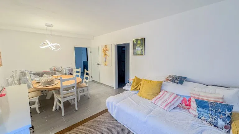 Immobilienangebot - Niedererbach - Alle - Exklusives Wohnhaus mit Einliegerwohnung und großem Garten in traumhafter Lage vor Limburg!