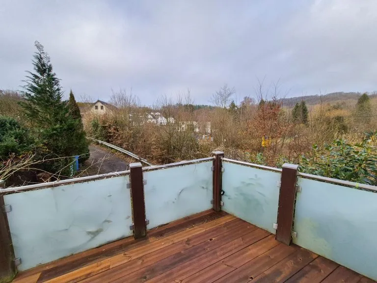 Immobilienangebot - Puderbach VG - Alle - Ihr neues Familienglück – gepflegtes Reihenendhaus mit Balkon & Platz zum Leben – Nähe Puderbach!!