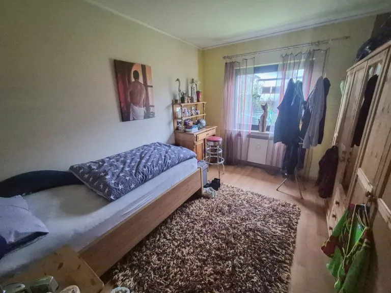 Immobilienangebot - Asbach - Alle - TOP-ANGEBOT - 6 Parteienhaus mit 6 Garagen in zentraler, ruhiger Lage von Asbach zu verkaufen !!