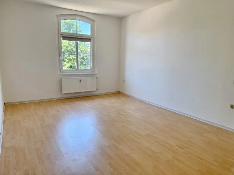 Immobilienangebot - Hachenburg VG - Alle - Ehemalige Schule mit Nebengebäude - Wohnen & Vermieten kombinierbar! Nähe Hachenburg!