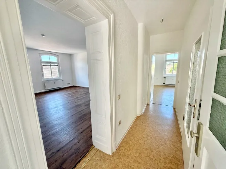 Immobilienangebot - Hachenburg VG - Alle - Ehemalige Schule mit Nebengebäude - Wohnen & Vermieten kombinierbar! Nähe Hachenburg!