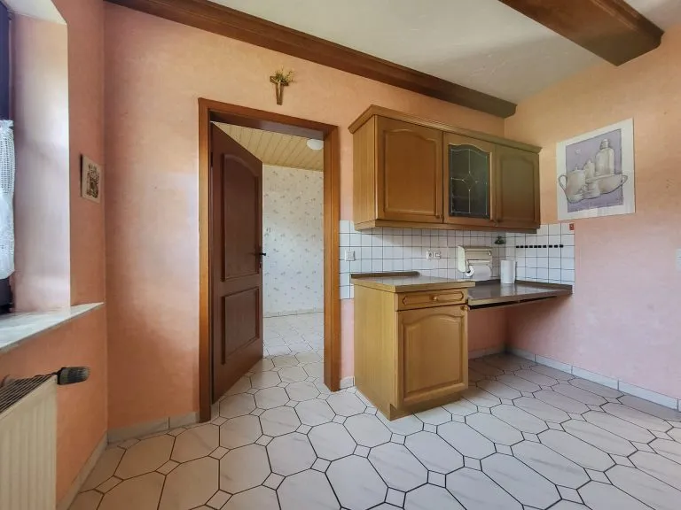 Immobilienangebot - Ailertchen - Alle - Reserviert-Freistehendes Einfamilienhaus-barrierefreies Erdgeschoss, Doppelgarage und großem Garten!
