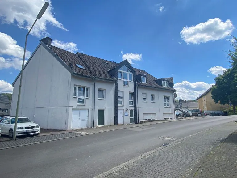 Immobilienangebot - Betzdorf - Alle - Funktionale Gewerbefläche mit Aufzug im MVZ Betzdorf – ideal für Praxis oder Büro!