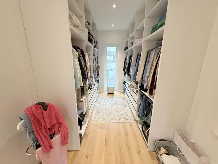 Immobilienangebot - Bendorf-Sayn - Alle - Stilvolles Ärzte-/Bürohaus mit Premium-Ausstattung, großer Doppelgarage und großzügigem Raumkonzept!