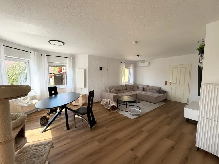 Immobilienangebot - Hamm (VG) - Alle - ***RESERVIERT***Ruhiges Wohnen am Ortsrand: Gepflegtes Zuhause mit Wintergarten, Balkonkraftwerk und Garten!