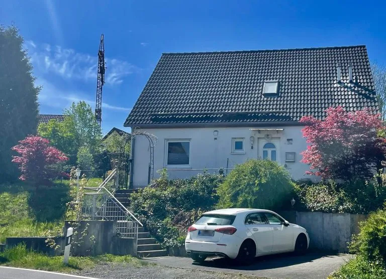 Immobilienangebot - Gummersbach - Alle - Ihr neues Familienglück – mit Einliegerwohnung!