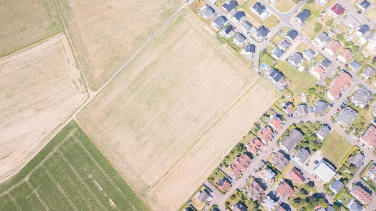 Immobilienangebot - Linter - Alle - Ihr Platz für Neues - Sonniges Grundstück am Rand des Neubaugebietes bei Limburg!