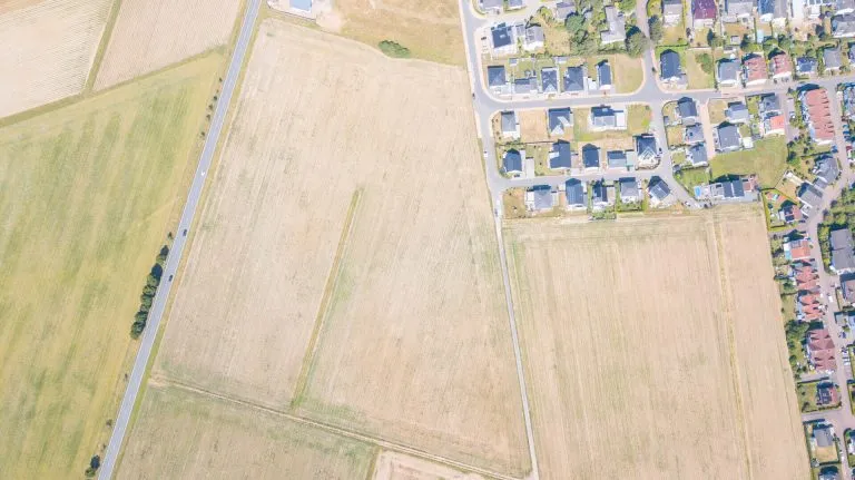 Immobilienangebot - Linter - Alle - Ihr Platz für Neues - Sonniges Grundstück am Rand des Neubaugebietes bei Limburg!
