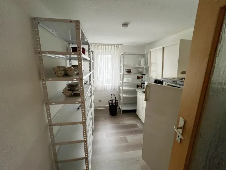 Immobilienangebot - Siegen / Eiserfeld - Alle - Großzügige 3-Zimmer Wohnung mit saniertem Badezimmer und Garten in Siegen-Eiserfeld!