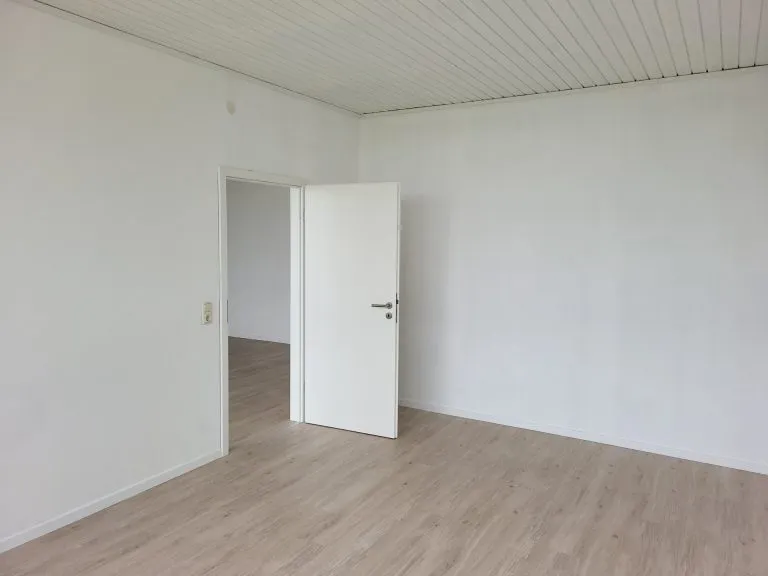 Immobilienangebot - Herschbach - Alle - 3  ZKB Wohnung zur Miete mit schöner Aussicht in ruhiger Wohngegend!