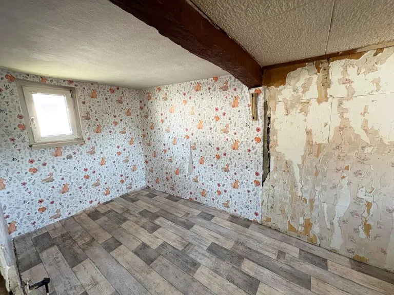 Immobilienangebot - Seelbach - Alle - Renovierungsbedürftiges Einfamilienhaus im Naturpark Nassau sucht Handwerker!