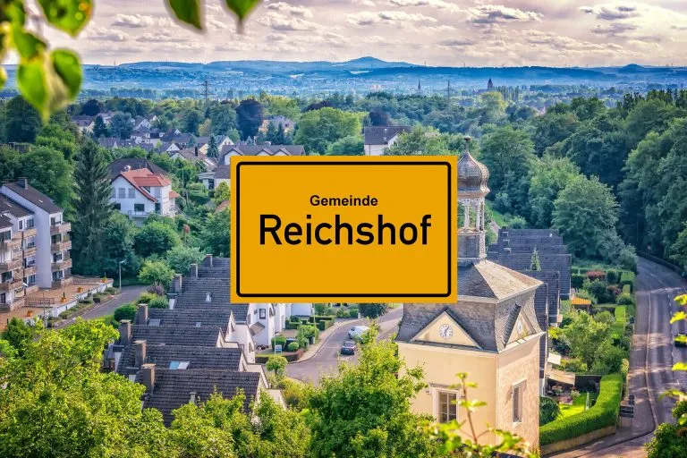 Immobilienangebot - Reichshof Denklingen - Alle - Ein Zuhause mit Herz: Charmantes Einfamilienhaus auf Traumgrundstück