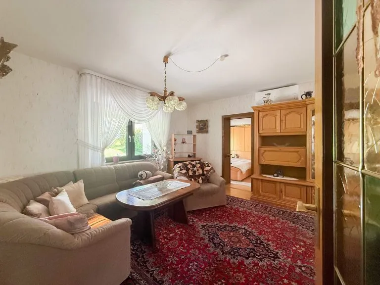 Immobilienangebot - Reichshof Denklingen - Alle - Ein Zuhause mit Herz: Charmantes Einfamilienhaus auf Traumgrundstück