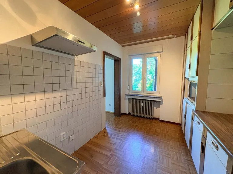 Immobilienangebot - Brachbach - Alle - ***RESERVIERT***
Großzügige Etagenwohnung mit Wintergarten und Sieg-Blick!