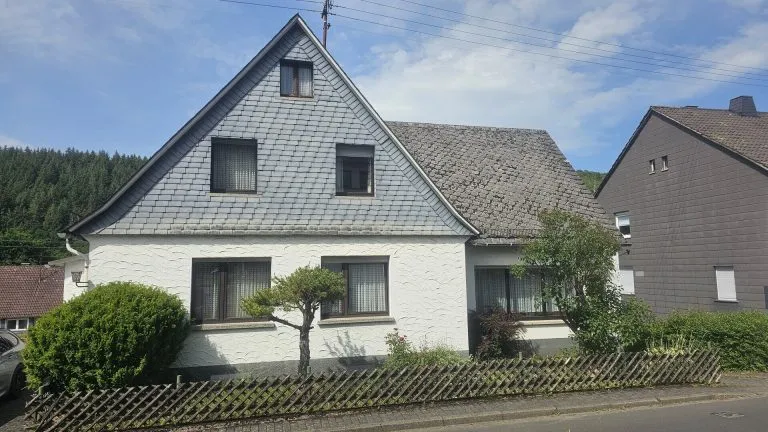 Immobilienangebot - Daaden - Alle - Familienhaus mit Charme und vielseitigen Möglichkeiten!