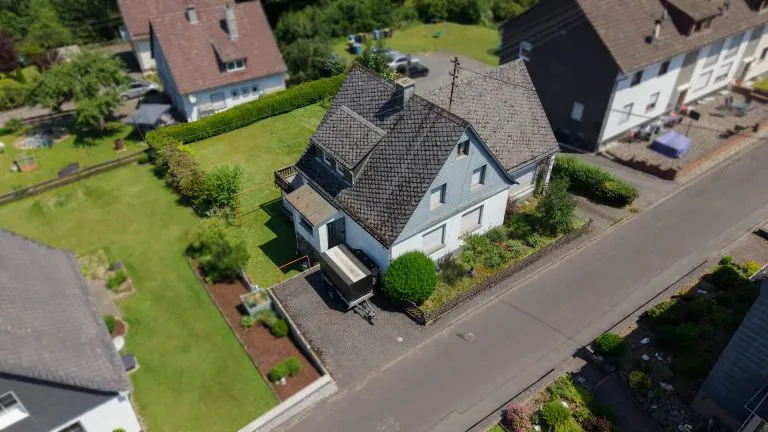 Immobilienangebot - Daaden - Alle - Familienhaus mit Charme und vielseitigen Möglichkeiten!