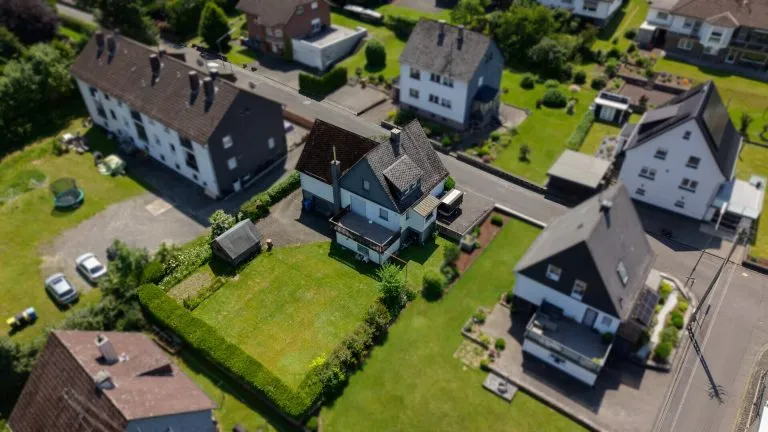 Immobilienangebot - Daaden - Alle - Familienhaus mit Charme und vielseitigen Möglichkeiten!
