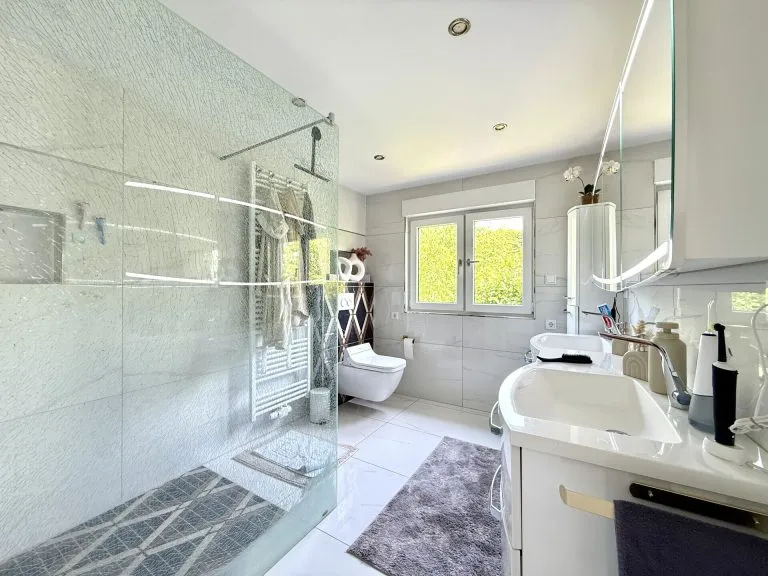 Immobilienangebot - Betzdorf - Alle - Einziehen und wohlfühlen – hochwertig saniertes Zuhause mit besonderem Mehrwert!