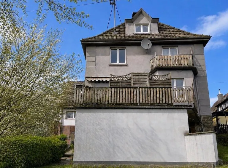 Immobilienangebot - Gummersbach - Alle - Eigenheim mit Charme und Potenzial - 20er Jahre Ein-/Zweifamilienhaus!
