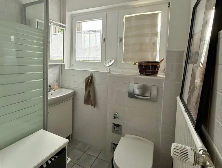 Immobilienangebot - Gummersbach - Alle - Eigenheim mit Charme und Potenzial - 20er Jahre Ein-/Zweifamilienhaus!