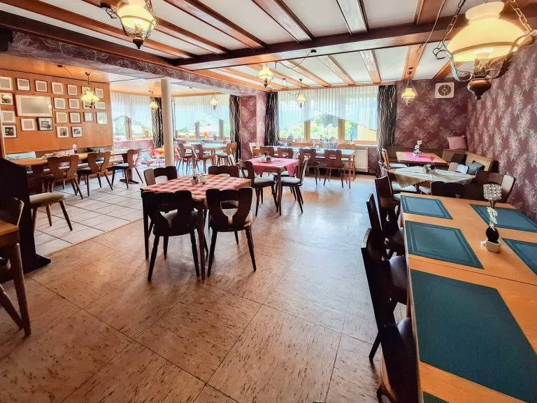 Immobilienangebot - Waldbröl - Alle - Wohn- und Geschäftshaus mit bis zu 4 möglichen Einheiten in zentraler Lage von Waldbröl!